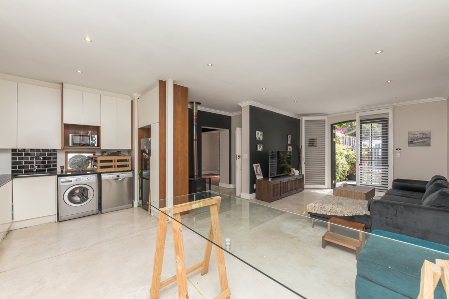 2 Bedroom Property for Sale in Claremont Upper Western Cape